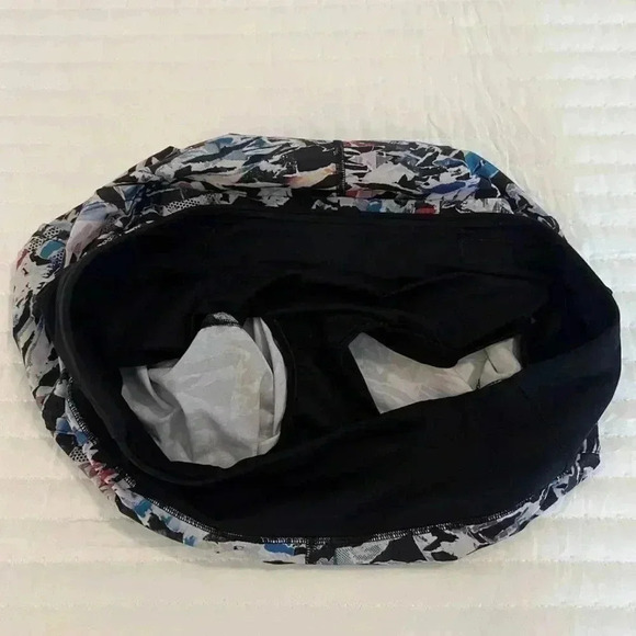 Lululemon Break Free Short (2.5") Culture Clash Multi Black size 8 - Picture 5 of 7